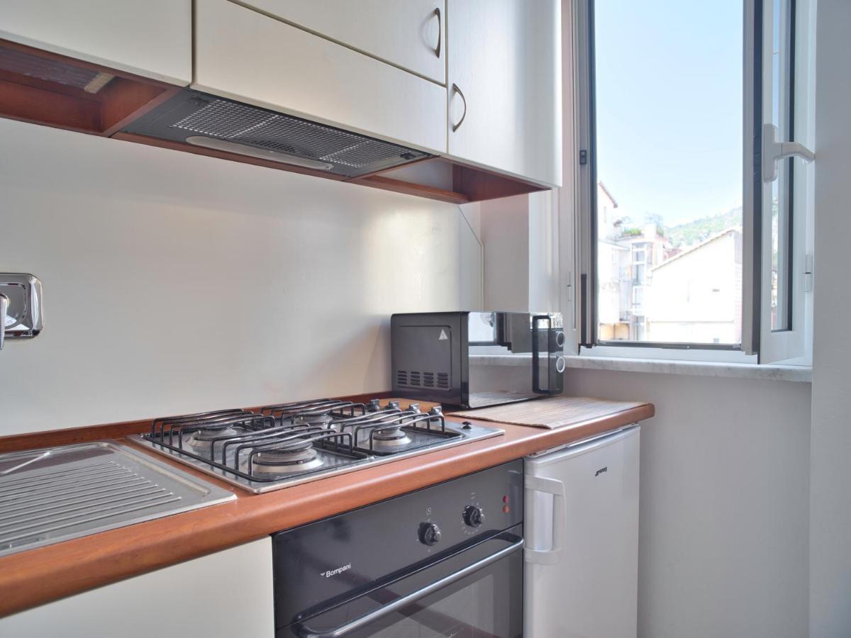 Medusa Apartment - Bilocale Centro Фінале-Лігуре Екстер'єр фото